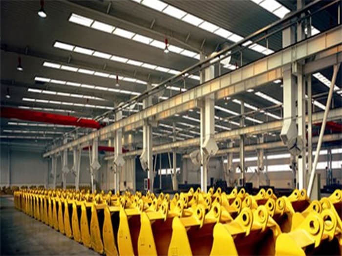 天门徐工集团挖掘机装配车间